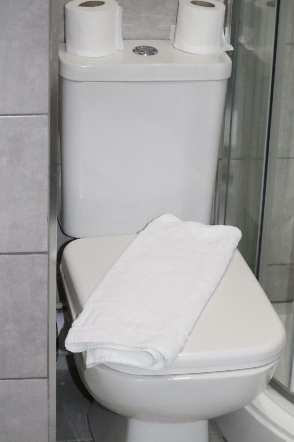 Halifax House, One Bedroom Apartment 216 外观 照片